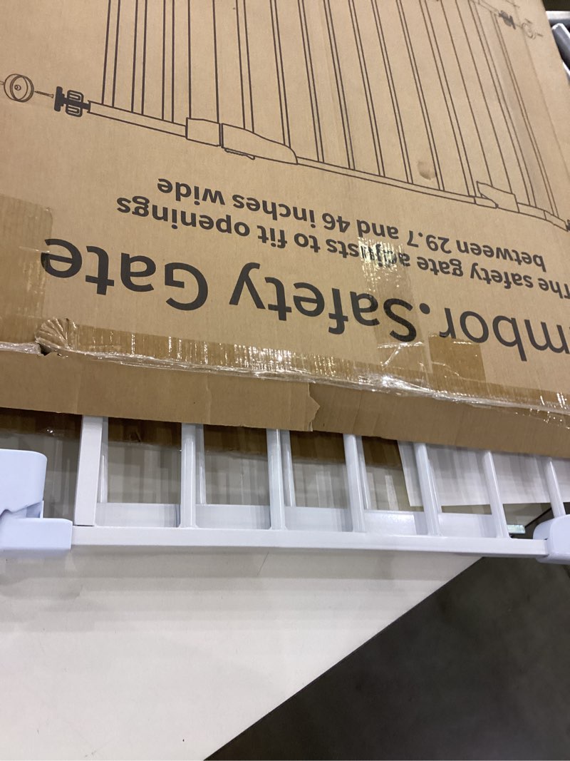 Condition photo showing Good Condition for Saftey gate