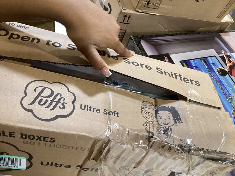 Condition photo showing Good Condition for puffs facial tissue ultra soft non-lotion, 8 rectangle boxes, 124 facial tissues per box, allergies and colds (packaging may vary)