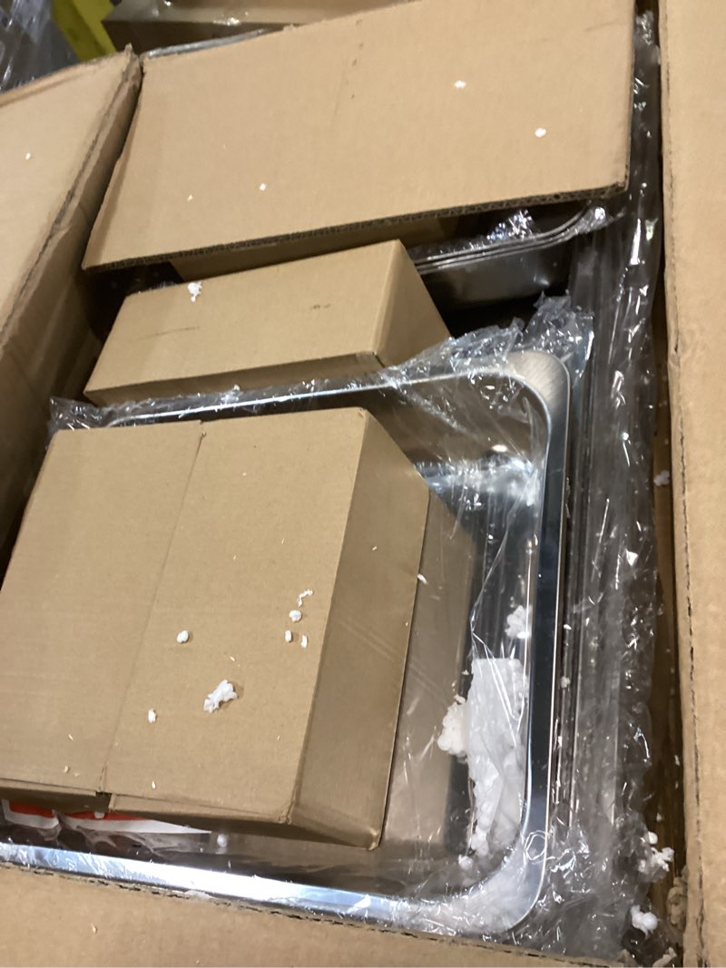 Condition photo showing Good Condition for Gold 4-Pack 7-Pan Chafing Dish Combo, 9QT 304 Stainless Steel Complete Buffet Warmer – All-in-One Set for Catering, Wedding Receptions, Parties & Events Silver+golden