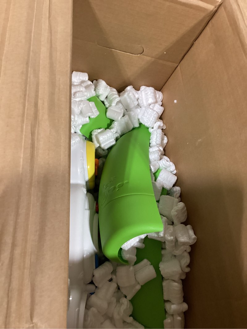 Condition photo showing As Is for leapfrog little office learning center (frustration free packaging), green
