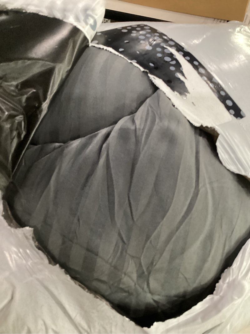 Condition photo showing Good Condition for bedlore queen mattress topper, thick pillow top pad for back pain relief, cooling soft mattress cover with deep pockets 6-18 inch gray queen