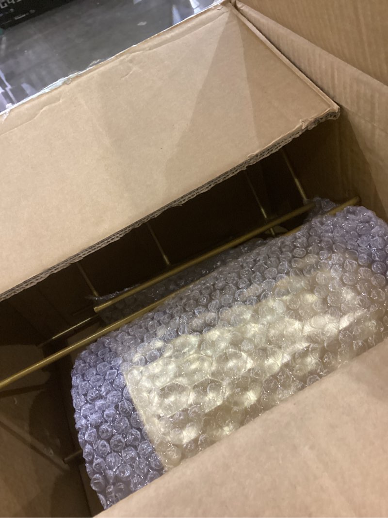 4pc flower pots…2 stands and 2 pots