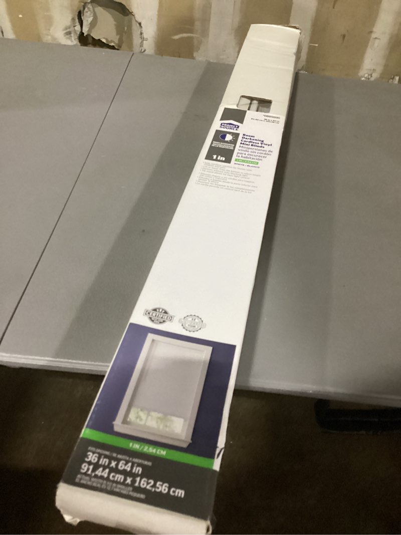 Condition photo showing Good Condition for project source room darkening 1-in slat width 36-in x 64-in cordless white vinyl room darkening