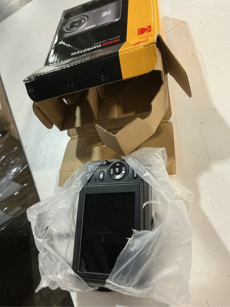 Condition photo showing Good Condition for kodak pixpro fz45 16mp point and shoot digital camera with 4x optical zoom - compact 27mm wide angle lens for clear photos - 2.7 inch lcd screen for families and travelers - black