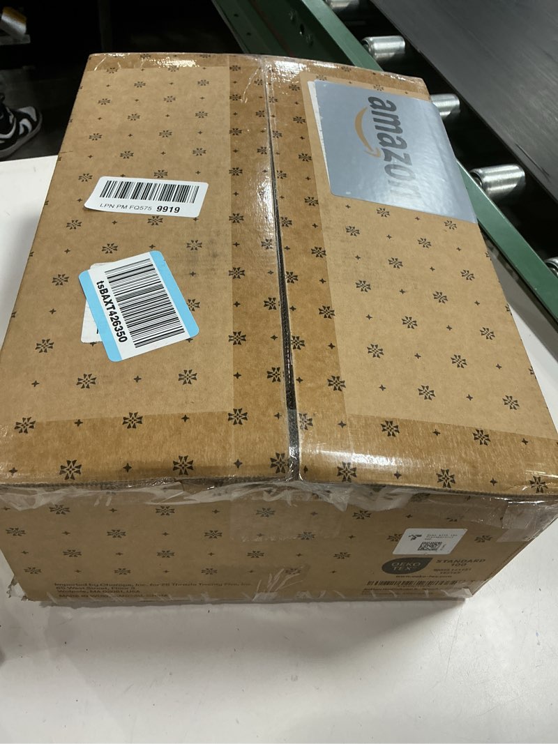 Condition photo showing New/Like New for Beckham Hotel Collection Bed Pillows Standard/Queen Size Set of 2 - Original Soft Down Alternative Pillow for Sleeping - Soft Support for Back, Stomach or Side Sleepers Queen / Standard White