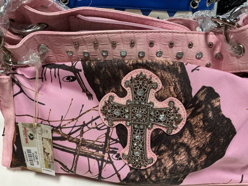 Condition photo showing Good Condition for pink camo jeweled cross purse and wallet 