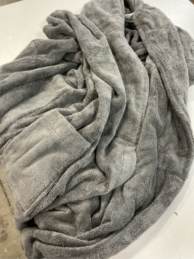 Condition photo showing As Is for orrpally women kimono robes lightweight terry cloth bathrobe knee length bath robe small a-grey