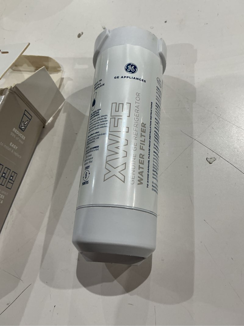 Condition photo showing Good Condition for ge xwfe refrigerator water filter, genuine replacement filter, certified to reduce lead, sulfur, and 50+ other impurities, replace every 6 months for best results, pack of 1