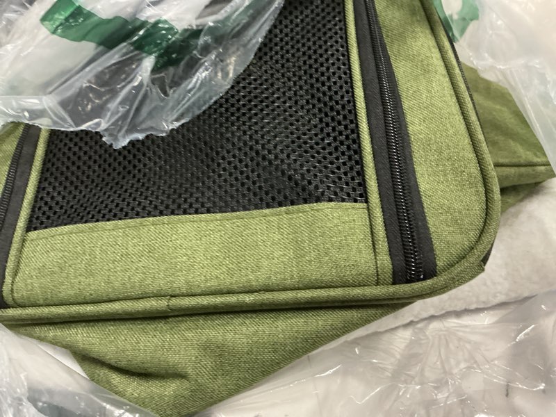 Condition photo showing Good Condition for pet carrier for cats and dogs up to 15 lb,olive green, medium | 17 x 11 x 11 in, airline-compatible, safety leash, luggage sleeve, foldable