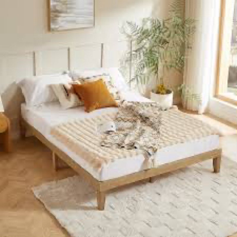 Efurden Solid Wood Platform Bed without Headboard, Bohemian and Mid-Century Bed Frame king 