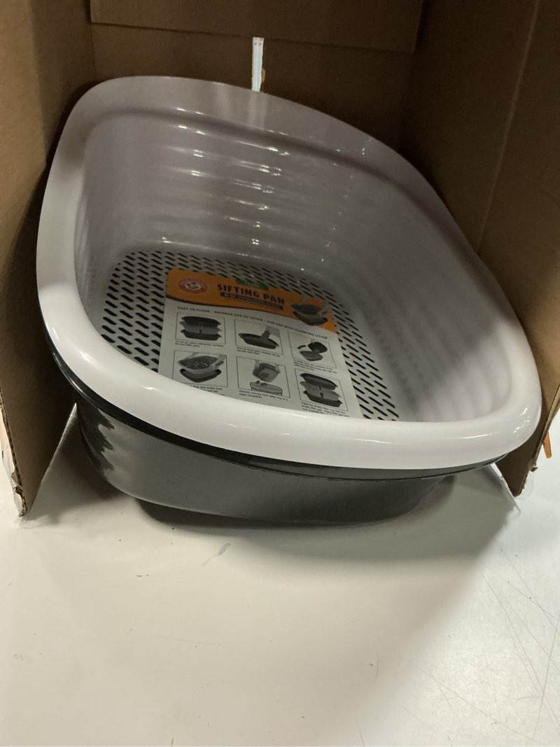 Condition photo showing Good Condition for arm & hammer large sifting litter box scoop free cat litter tray with microban, made in usa