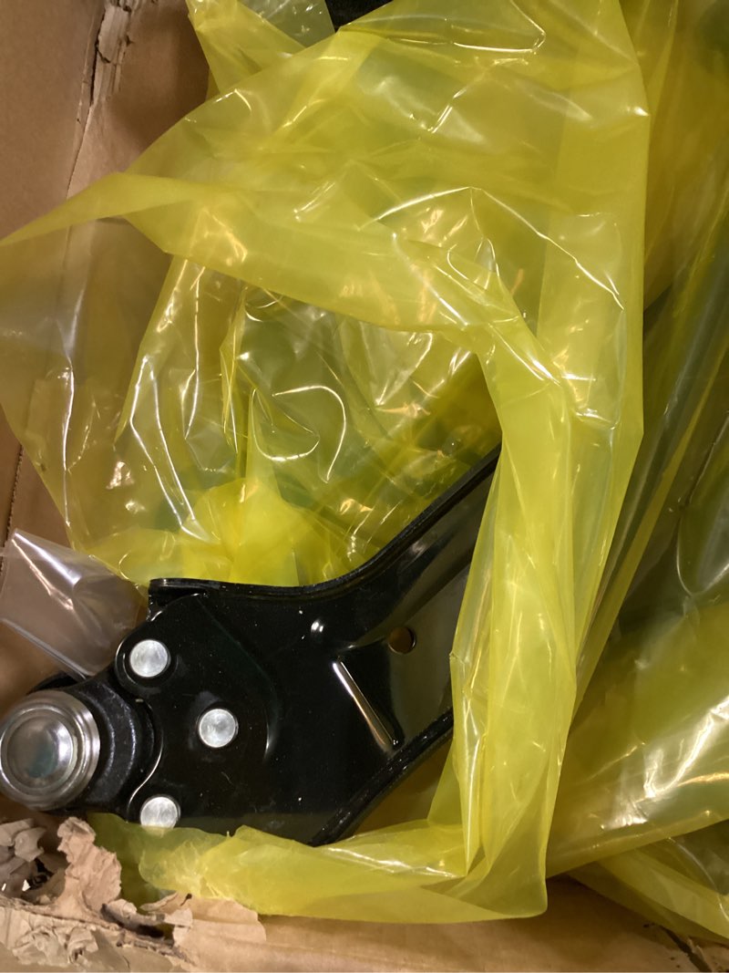 Condition photo showing Good Condition for Front Lower Control Arm with Ball Joint Assembly Fit for 2010-2017 Chevy Equinox; GMC Terrain, Lower Control Arm RK623489 RK623488