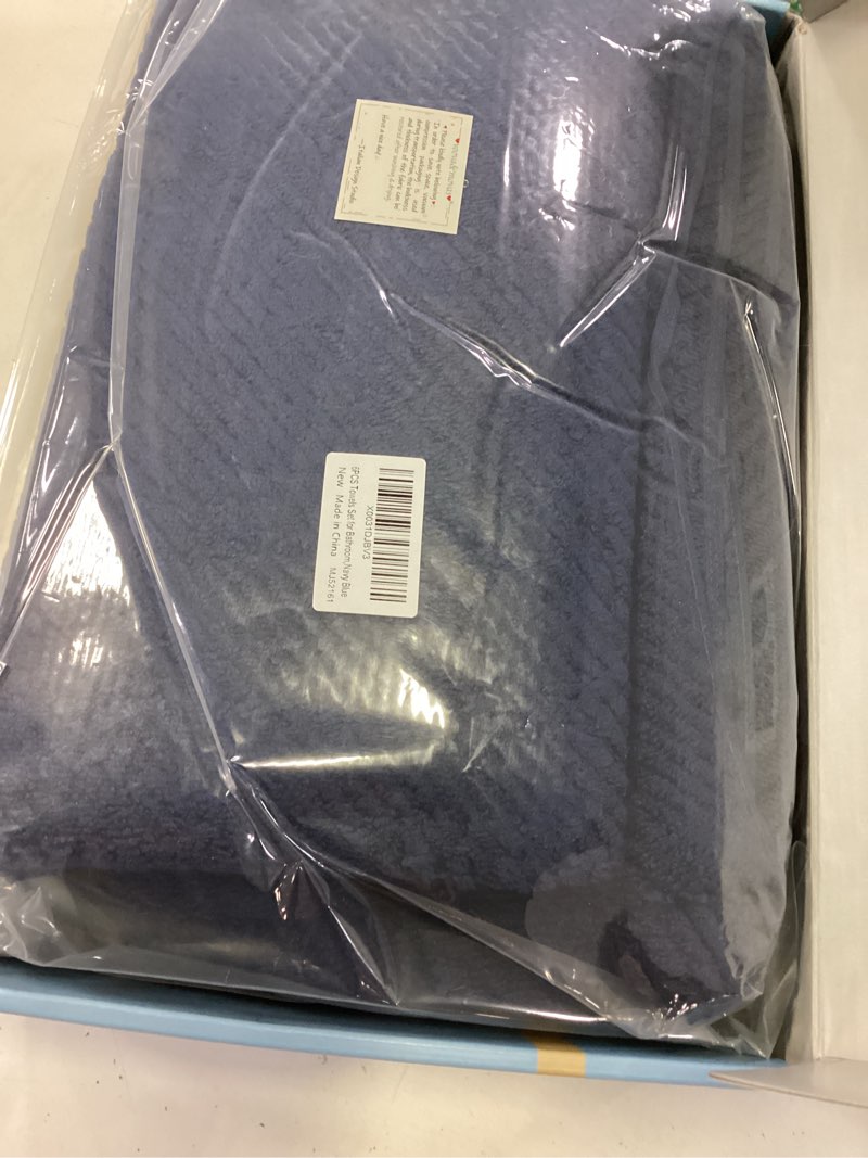 Condition photo showing New/Like New for voova & movas bath towels - 100% cotton | quick dry | light weight | thick | soft, towel set of 6, 2 large bath 30"x56", 2 hand 18"x28", 2 washcloths 13"x13", quick dry towel for shower, navy blue 6 pc bathroom towel set marine blue - dark navy