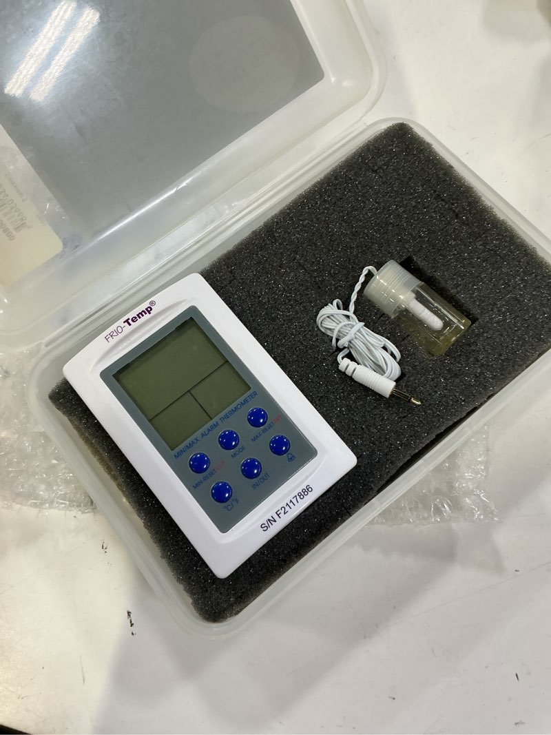 Condition photo showing Good Condition for sp bel-art, h-b frio temp calibrated dual zone electronic verification thermometer; -50/70c (-58/158f) and 0/50c (32/122f), 22c calibration (b60210-0800)