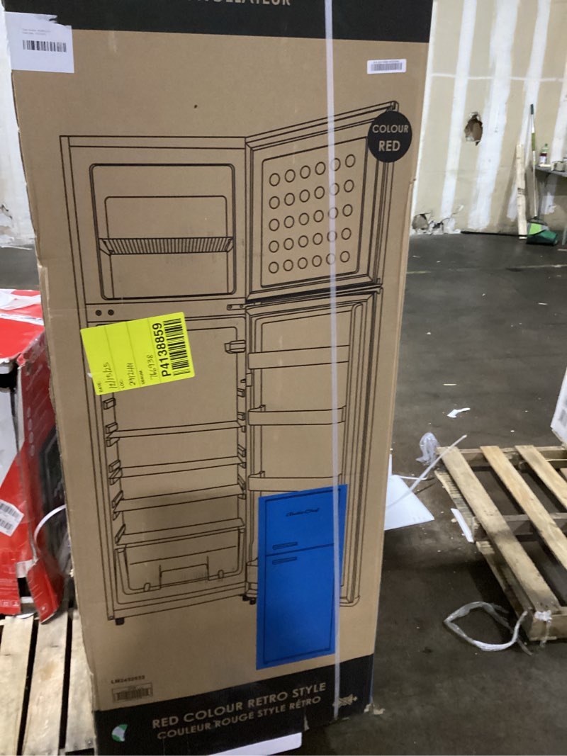 Condition photo showing Good Condition for (Similar to) BLACK+DECKER 10 Cu. Ft. Top Mount Refrigerator with Freezer, 2 Door Refrigerator with Top Freezer and Adjustable Temperature Control, ENERGY STAR, BR1000HW, White White 10 Cu. Ft. without Ice Maker
