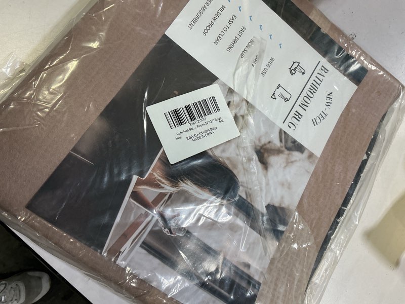 Condition photo showing New/Like New for MontVoo Bath Mat - Non Slip, Quick Dry, Stain Resistant Bath Mat Rug for Bathroom Floor - Easy Care Shower Rug for Outside Bathtub - 24"x35" Beige Beige 24"x35"