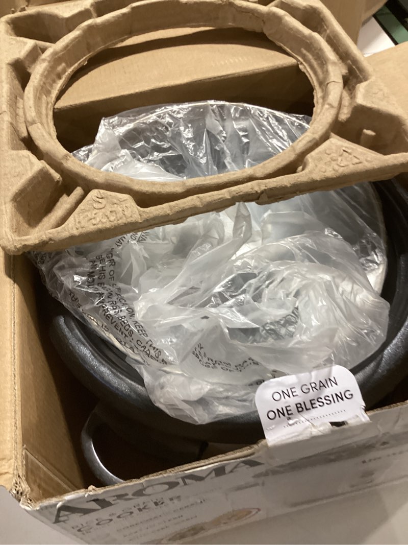 Condition photo showing Good Condition for AROMA® Rice Cooker, 8-Cup (Uncooked) / 16-Cup (Cooked), Pot-Style Rice Cooker and Soup Warmer with One-Touch Control, 4 Qt, White, ARC-368NG