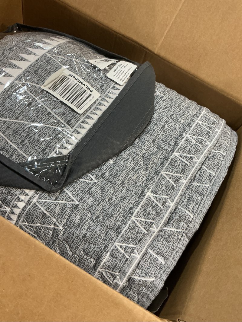 Condition photo showing Good Condition for Andency Quilt King Size Set Grey (106x96 Inch), 3 Pieces(1 Striped Boho Printed Quilt and 2 Pillowcases), Bohemian Summer Lightweight Reversible Microfiber Bedspread Coverlet Sets 01 - Grey & Printed Pattern King (106*96 in)