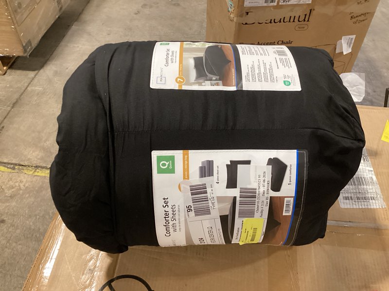 Condition photo showing Good Condition for mainstays all in one reversible comforter and sheet set- 7 piece, queen, black
