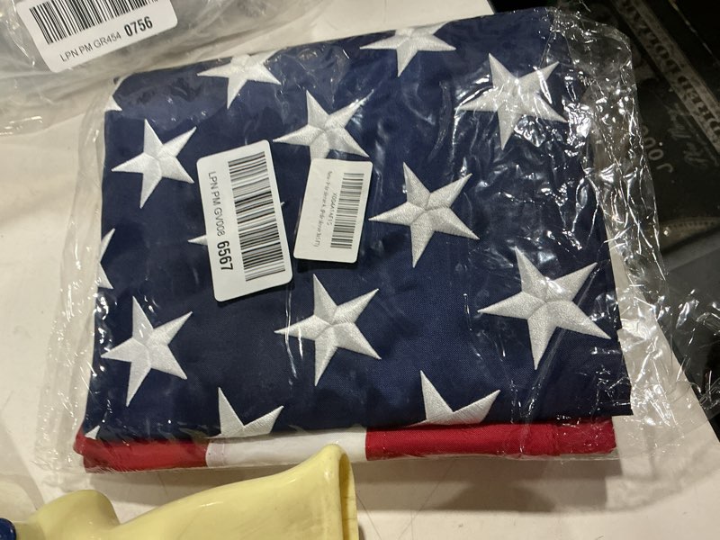 Condition photo showing Good Condition for pole sleeve american flag, outdoor, heavy duty, embroidered stars, sewn stripes, 210d polyester, quadruple stitched fly end (pole sleeve 3x5 ft)