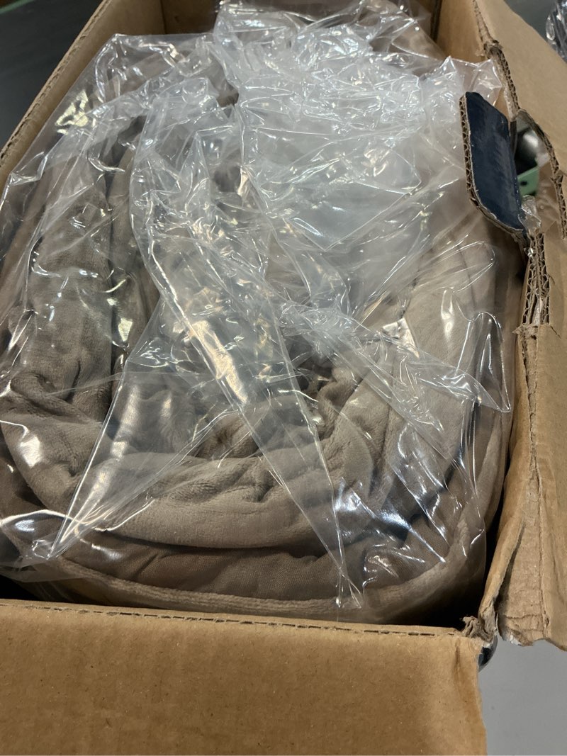 Condition photo showing Good Condition for fredsure crinkle velvet comforter set (khaki, king) khaki king