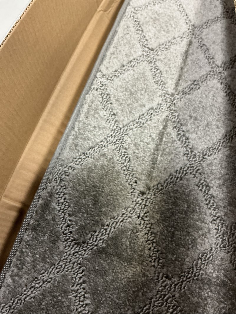 Condition photo showing Good Condition for JOYKISS 9"x30" Stair Treads for Wooden Steps Indoor, 7Pcs Non Slip Peel and Stick Carpet Stair Tread