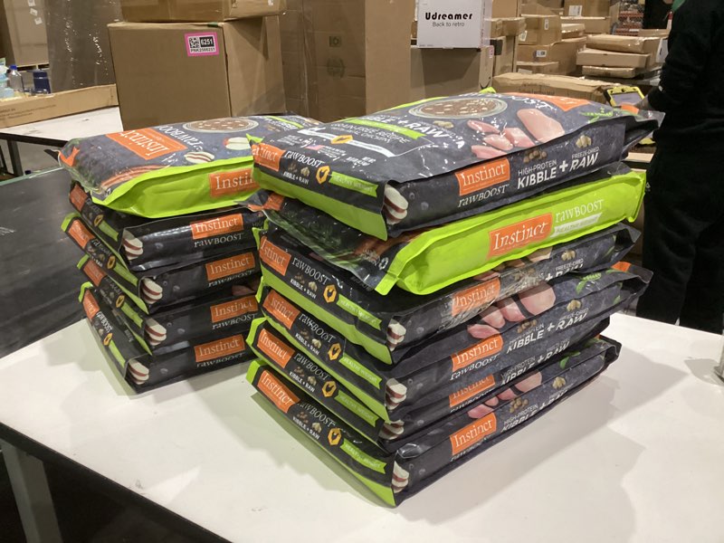 Condition photo showing New/Like New for instinct raw boost healthy weight, natural dry cat food with freeze dried pieces, grain free recipe - real chicken, 10 lb. bag