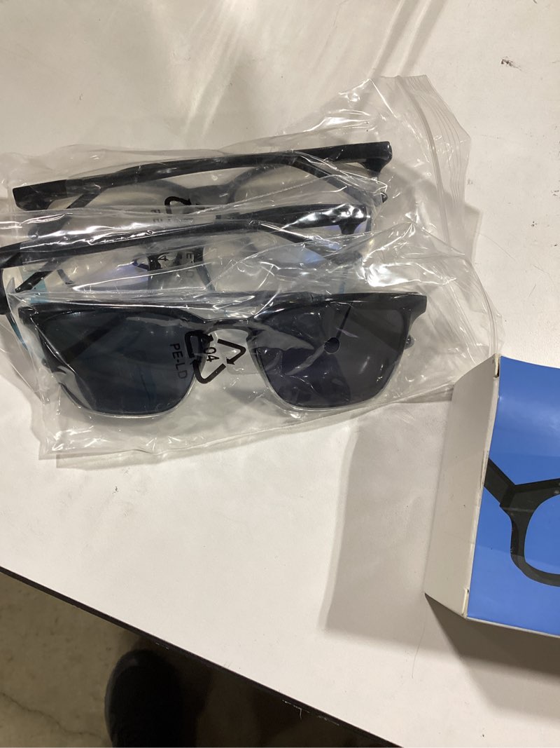 Condition photo showing Good Condition for Similar item SIGVAN 3 Pack Reading Glasses Spring Hinge Stylish Readers Black/Tortoise for Men and Women