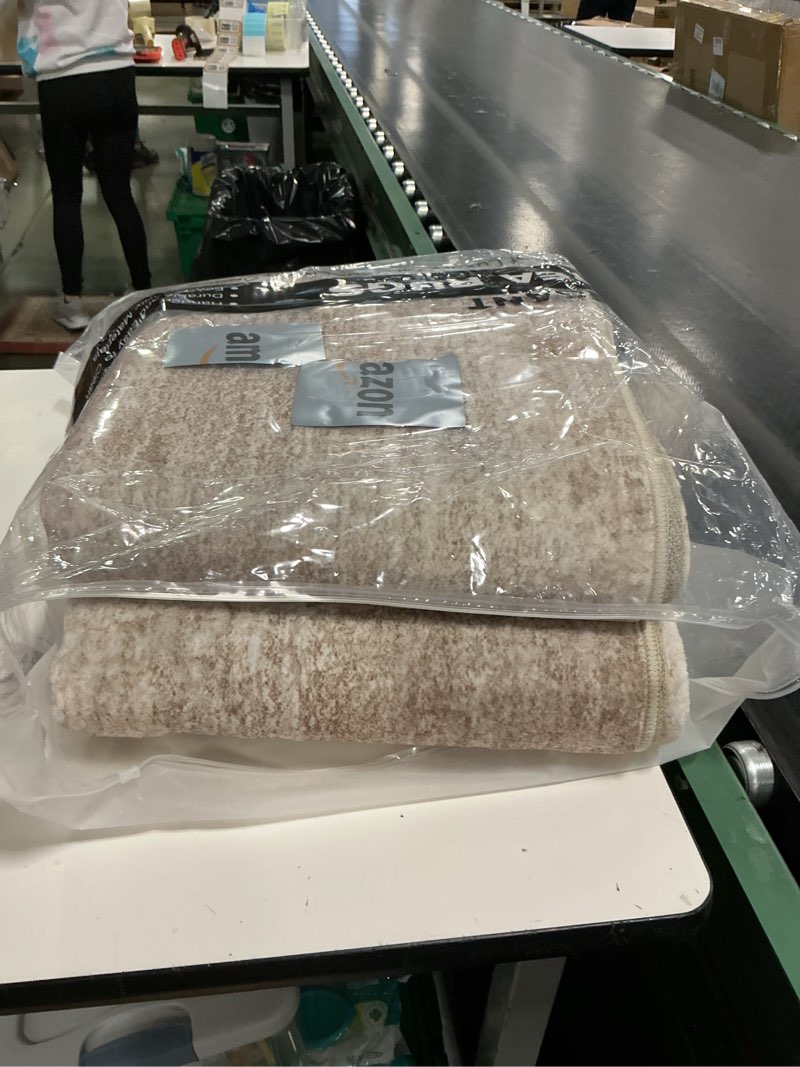 Condition photo showing Good Condition for (Unknown size)Area Rugs 4x6 for Living Room, Vintage Washable Rugs for Dining Room, Kitchen, Non-Slip Area Rug Brown