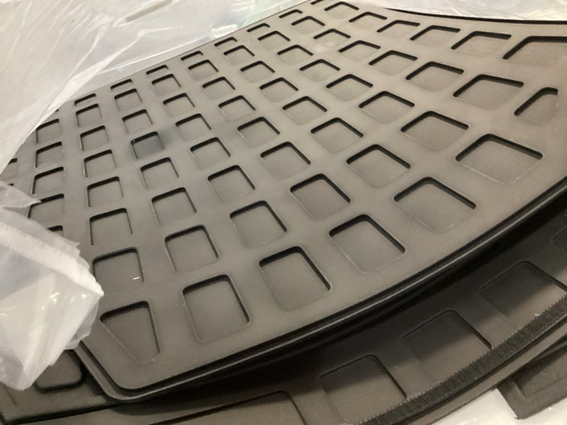 Condition photo showing Good Condition for powoq 7&8 seats cargo mat compatible with 2024-2026 chevy traverse trunk mat gmc acadia 25-26 buick enclave trunk liner tpe cargo backrest liner replacement for 24-26 traverse accessories trunk mat+backrest mat compatible with 2024-2026 chevy traverse