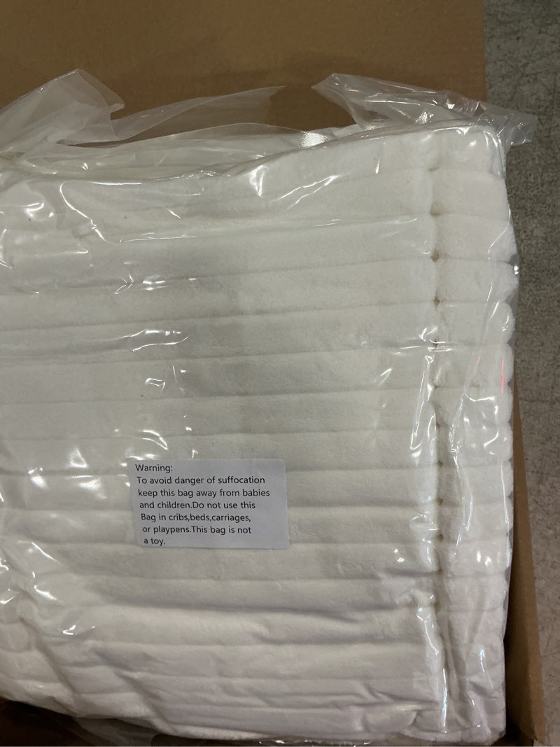 Condition photo showing New/Like New for 6 piece bath towel set, 30"x60" microfiber towels,white | quick dry, highly absorbent,shower towels for bathroom gym,2 large bath towels,2 hand towels,2 washcloths white 30x60 bath towel set of 6