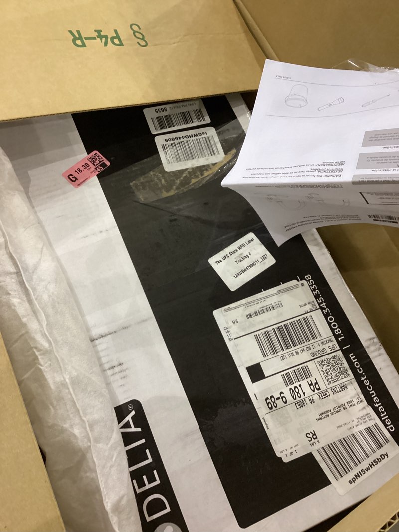 Condition photo showing Good Condition for Delta Nicoli Brushed Gold Kitchen Faucet with Pull Down Sprayer, Modern Single Hole Kitchen Sink Fau