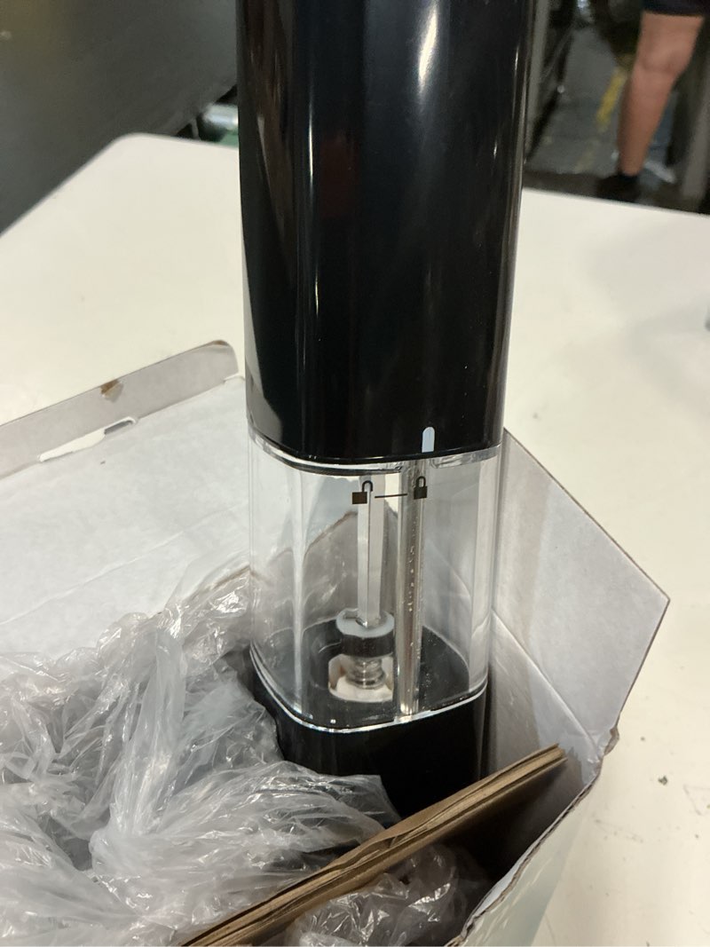 Condition photo showing Good Condition for upgraded larger capacity electric salt and pepper grinder set rechargeable with digital display, refillable electric pepper grinder mill set with light & ceramic core, adjustable coarseness black 2 pack