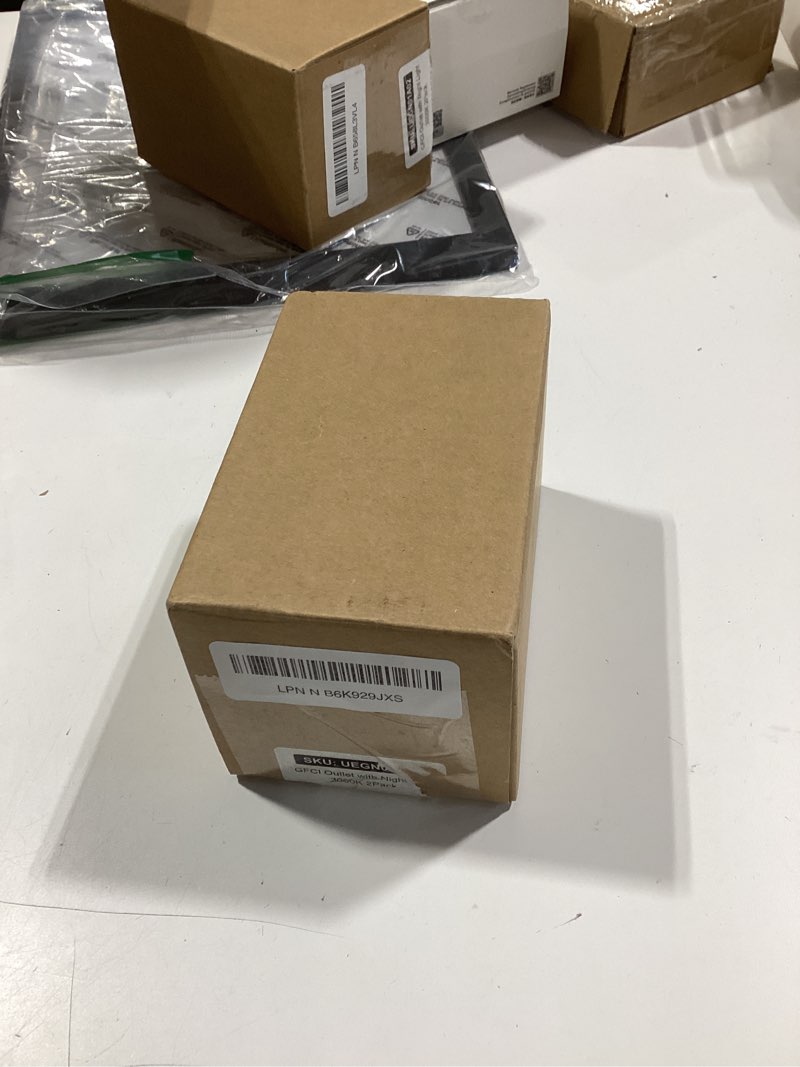 Condition photo showing New/Like New for suraielec 20amp gfci outlet with nightlight, dusk to dawn night light, gfci electrical outlet with led night light 3000k, tamper resistant receptacle for kitchen, bathroom, etl listed, white, 2 pack warm white (2 pack)