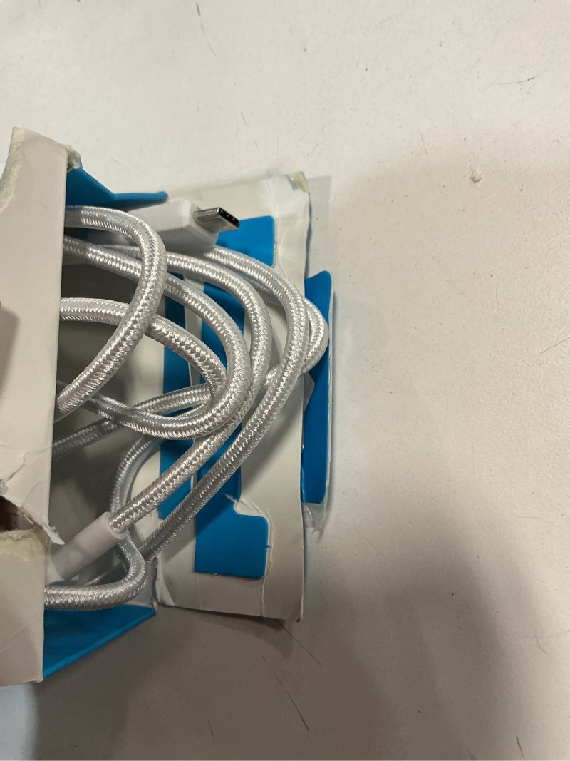 https://lotting-media.assets.bidfta.com/lotting_a494cc58-5a45-49ab-a8ab-96915a9a6d10