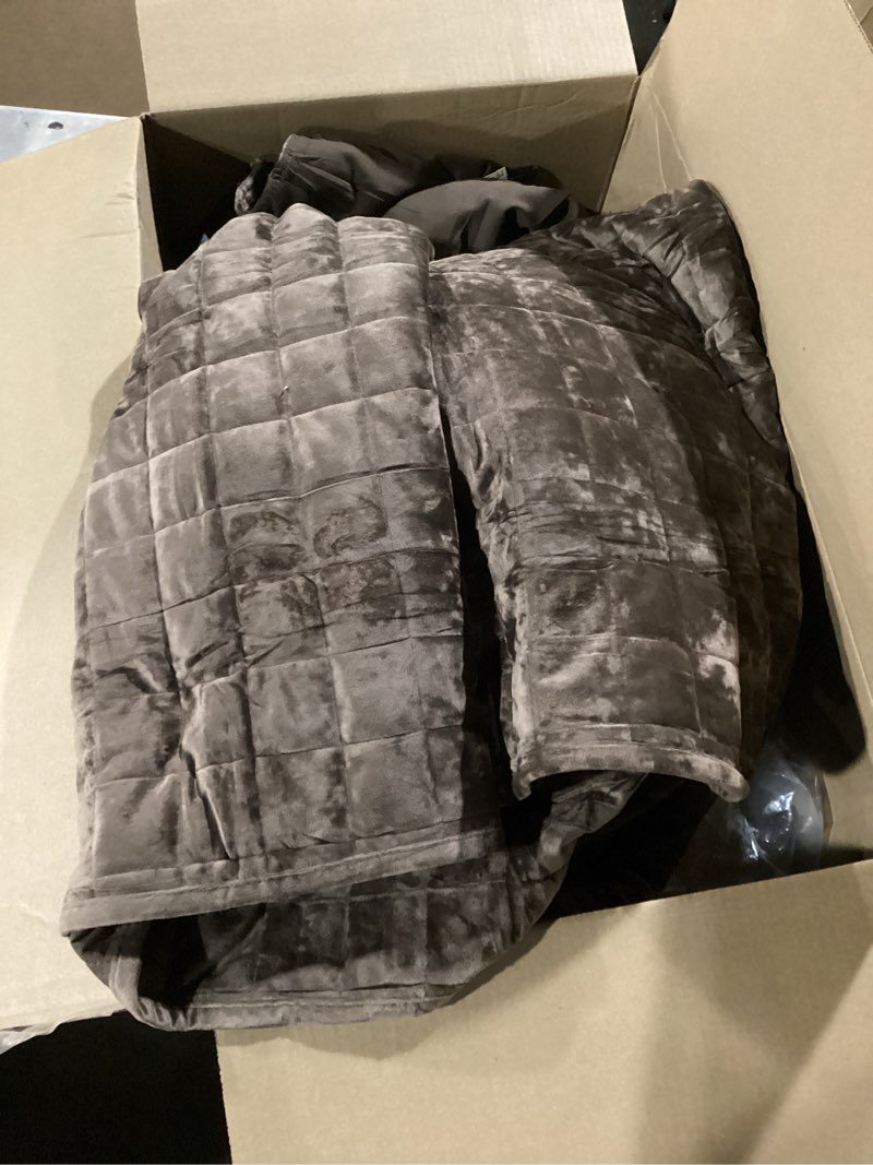 Condition photo showing Good Condition for RECYCO Luxury Velvet Quilt Set King Size Bedding Sets, Ultra Soft Velvet Comforter Set, Lightweight Channel Box Stitch Oversized Bedspread Coverlet for All Season, with 2 Shams, Walnut Brown King/Cal King (108" x 92") Walnut Brown