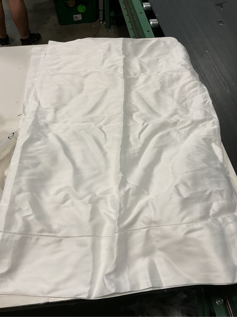 Condition photo showing As Is for 100% mulberry silk pillowcase