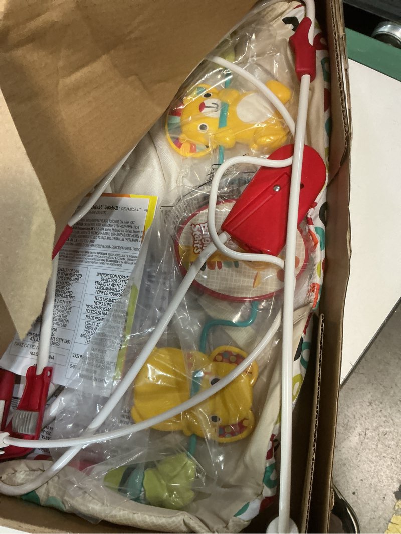 Condition photo showing New/Like New for bright starts portable baby bouncer soothing vibrations infant seat with removable-toy-bar, 0-6 months 6-20 lbs (playful pinwheels)
