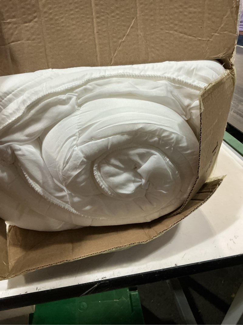 Condition photo showing Good Condition for ultra soft king size mattress topper - viscose made from bamboo pillow top mattress pad for back pain relief - naturally cooling for hot sleepers, white white king