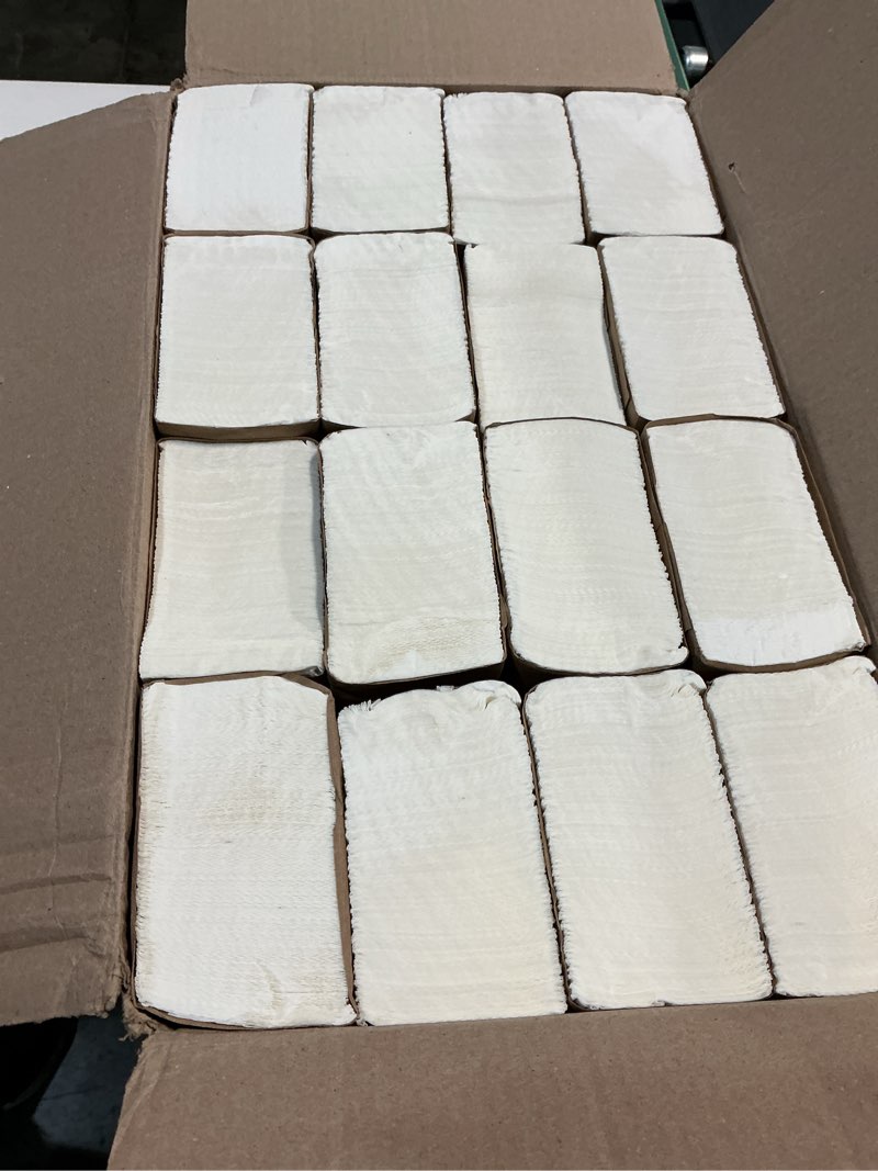 Condition photo showing New/Like New for multifold hand towels j6100 white 16pks/case, 250pcs per pk