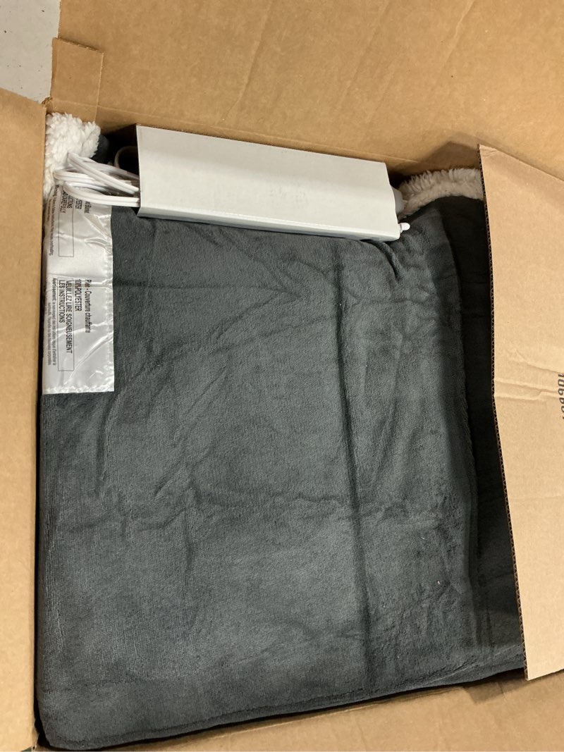 Condition photo showing Good Condition for electric heated blanket 72"x84" full size - dual-sided with microplush & sherpa fabric, 4 heat settings & 10 hours auto off, machine washable - iron gray 01-iron gray full(72"x84")