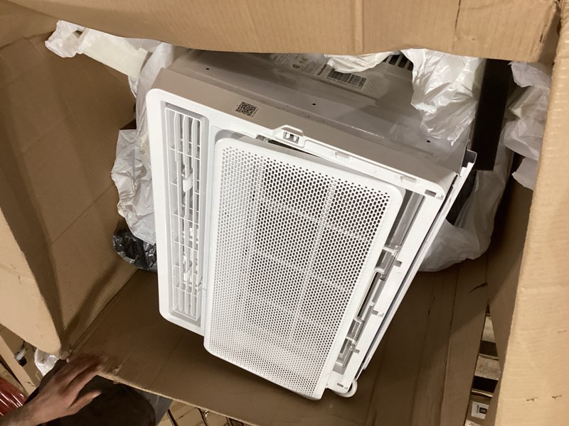 Keystone 18,000 BTU 230V Window Mounted Inverter Air Conditioner with Quiet, High Efficiency Operati