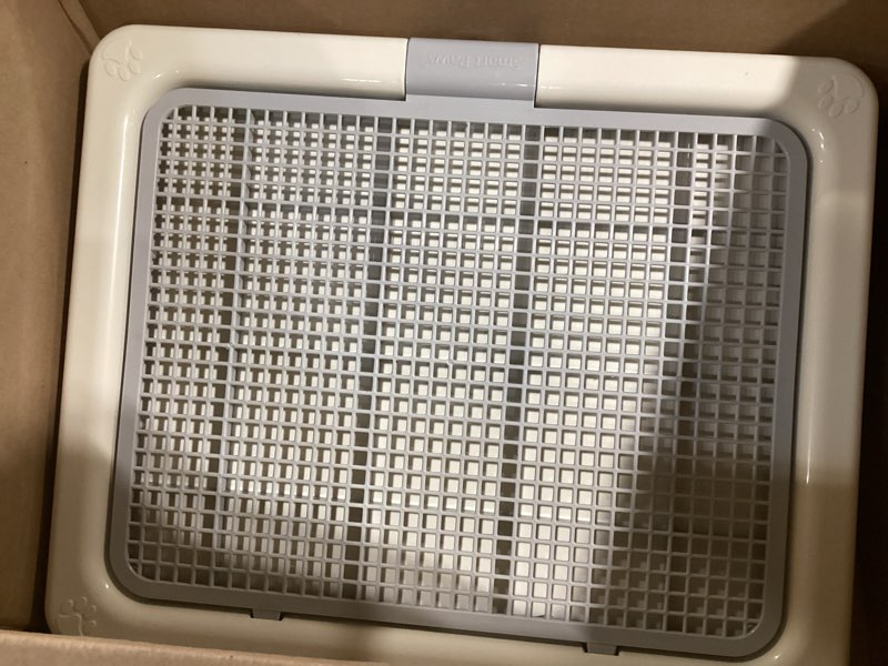 Condition photo showing As Is for Smart Paws 3 Sizes Small Puppy Dog Toilet,Poodles Training Tray,Yorkie Pet Pads Holder 21.65x17.71 Inch (Pack of 1)