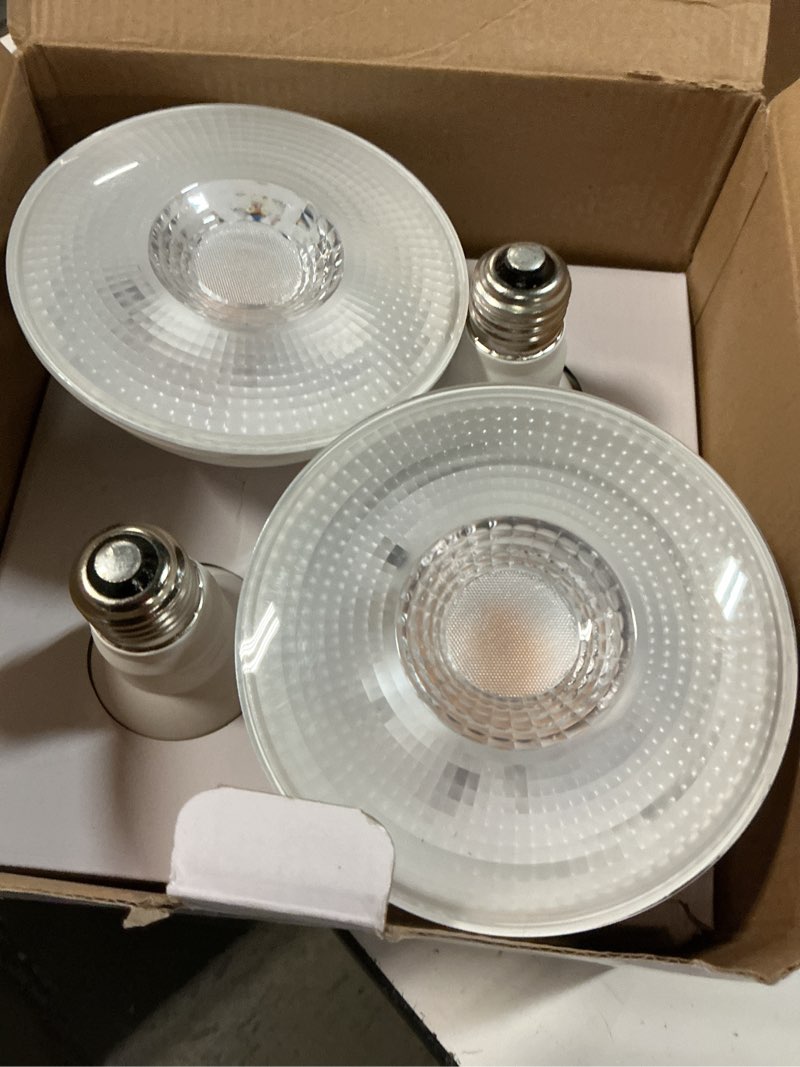 Condition photo showing Good Condition for youtime par38 flood light bulbs outdoor/indoor, 15w(150w equivalent) led bulb waterproof spot light bulb,dimmable,3000k soft white,4pack 4 count (pack of 1) par38 soft white