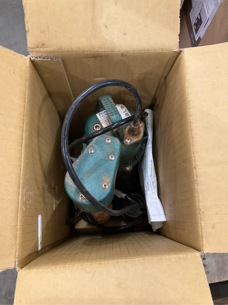 Condition photo showing As Is for zoeller 1/2 hp 115v cast iron submersible sump pump  60 gpm 1075-0001