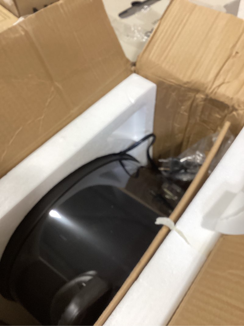 Condition photo showing New/Like New for hamilton beach portable 7 quart programmable slow cooker with three temperature settings, lid latch strap for easy travel, dishwasher safe crock, black (33474g) lid latch strap for easy travel, black 7 quarts