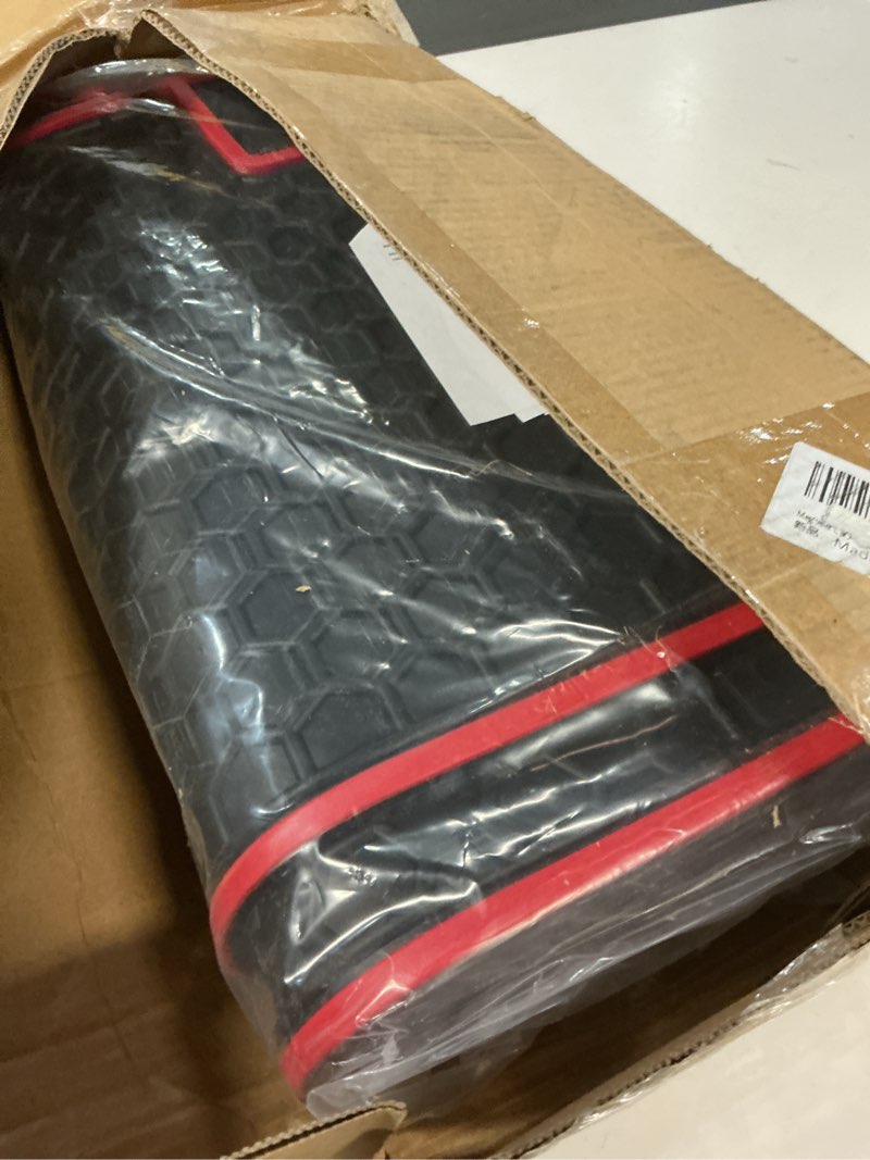 Condition photo showing Good Condition for Car Floor Mats Custom Fit for Dodge Durango 2026-2016,Jeep Grand Cherokee 2026-2016, (2022 WK Model) Odorless Washable Heavy Duty Rubber (All Weather) Floor Liners Set Red Christmas Red Durango?2 Rows?
