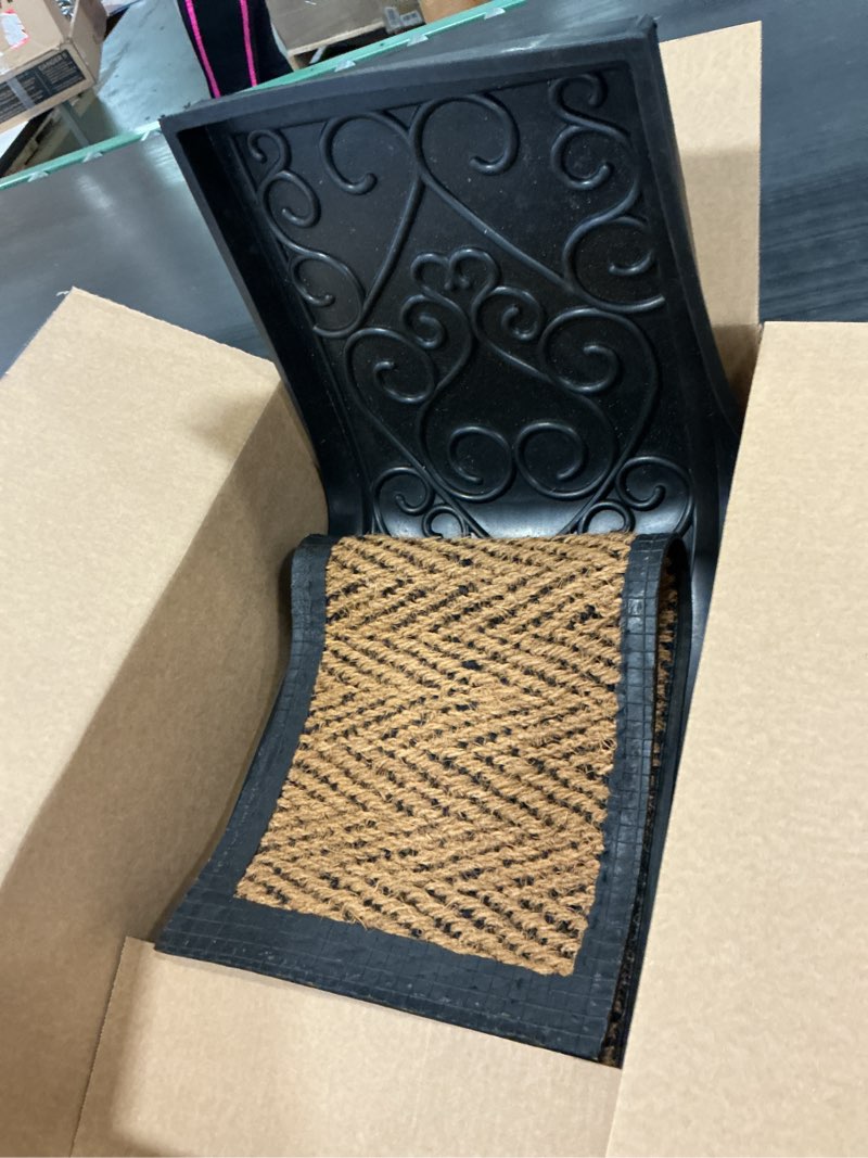 Condition photo showing Good Condition for Anji Mountain AMB0BT2F-003 Black Rubber Boot/Shoe Tray with Coir, Fits 2 Pair (24.5" Wide), Tan & Black Insert 24" x 14" x 1.5" Tan and Black Insert