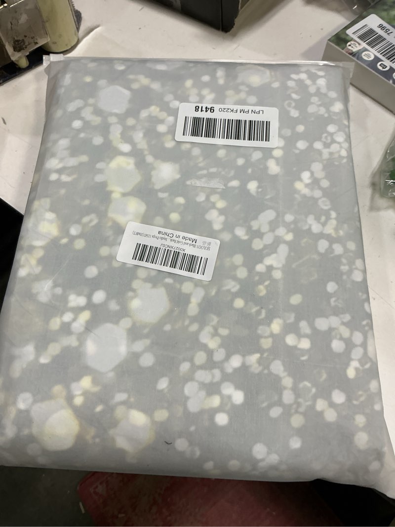 Condition photo showing Good Condition for SJOLOON Black and Gold Backdrop Gold Spots Backdrop Vinyl Photography Backdrop Vintage Background for Family Birthday Party Newborn Studio Props 11547(10x8FT) 10x8FT Black