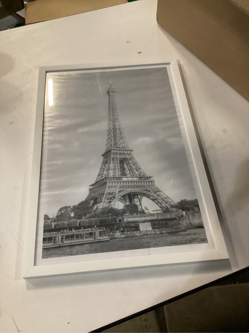 Condition photo showing Good Condition for upsimples 12x18 Picture Frame, Display Pictures 11x17 with Mat or 12 x 18 Without, Wall Hanging Poster Frames, White, 1 Pack White 12x18